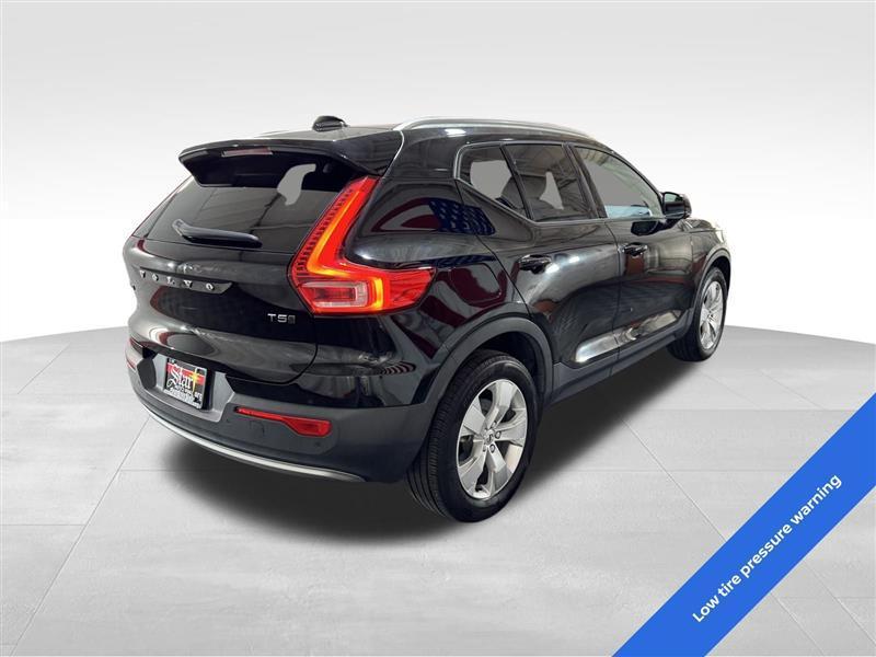 used 2022 Volvo XC40 car, priced at $16,777