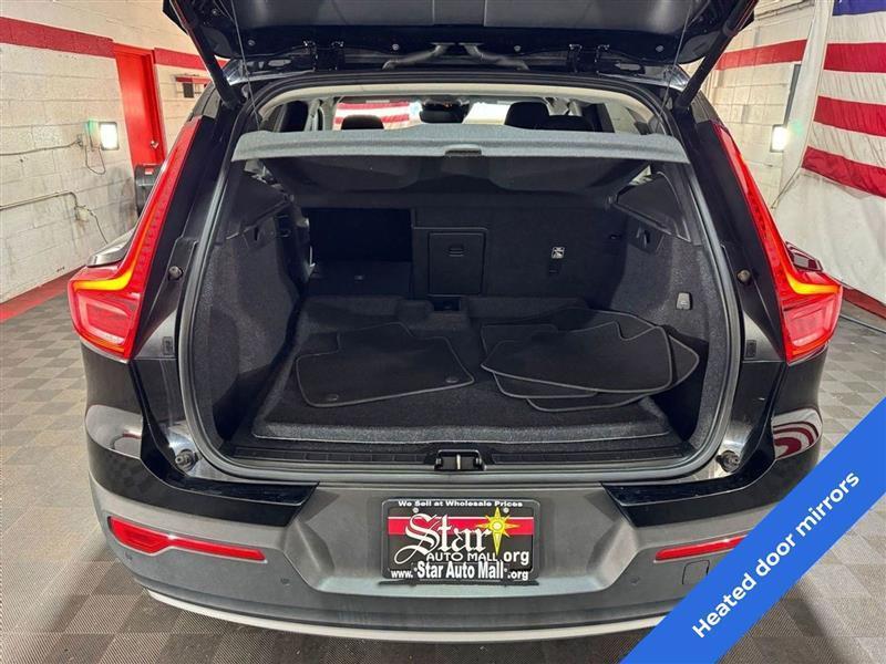 used 2022 Volvo XC40 car, priced at $18,477