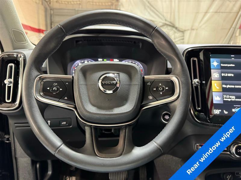 used 2022 Volvo XC40 car, priced at $16,777