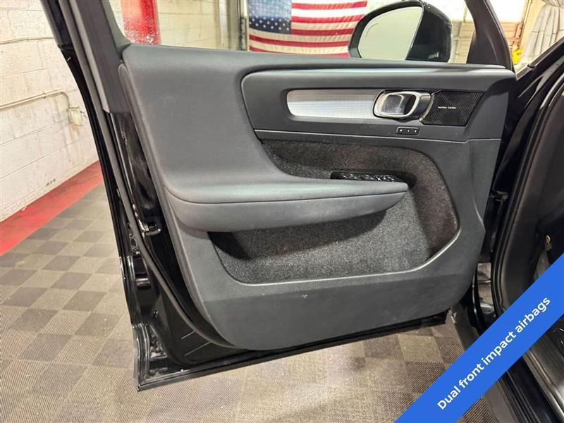 used 2022 Volvo XC40 car, priced at $18,477