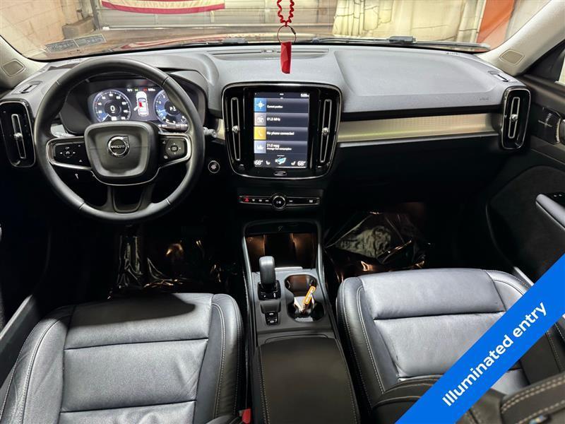 used 2022 Volvo XC40 car, priced at $16,777