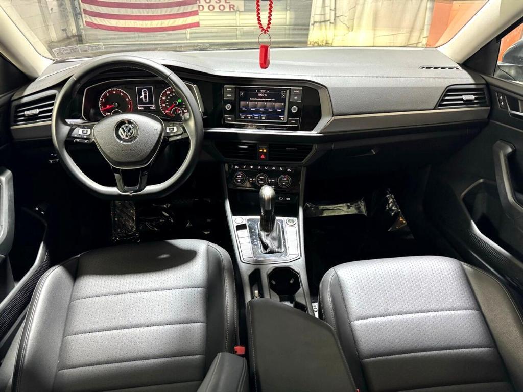 used 2021 Volkswagen Jetta car, priced at $16,555