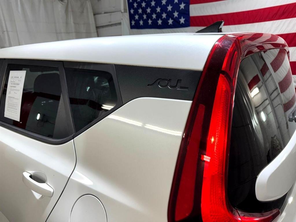 used 2021 Kia Soul car, priced at $13,777