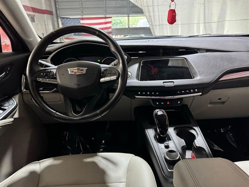used 2023 Cadillac XT4 car, priced at $24,777