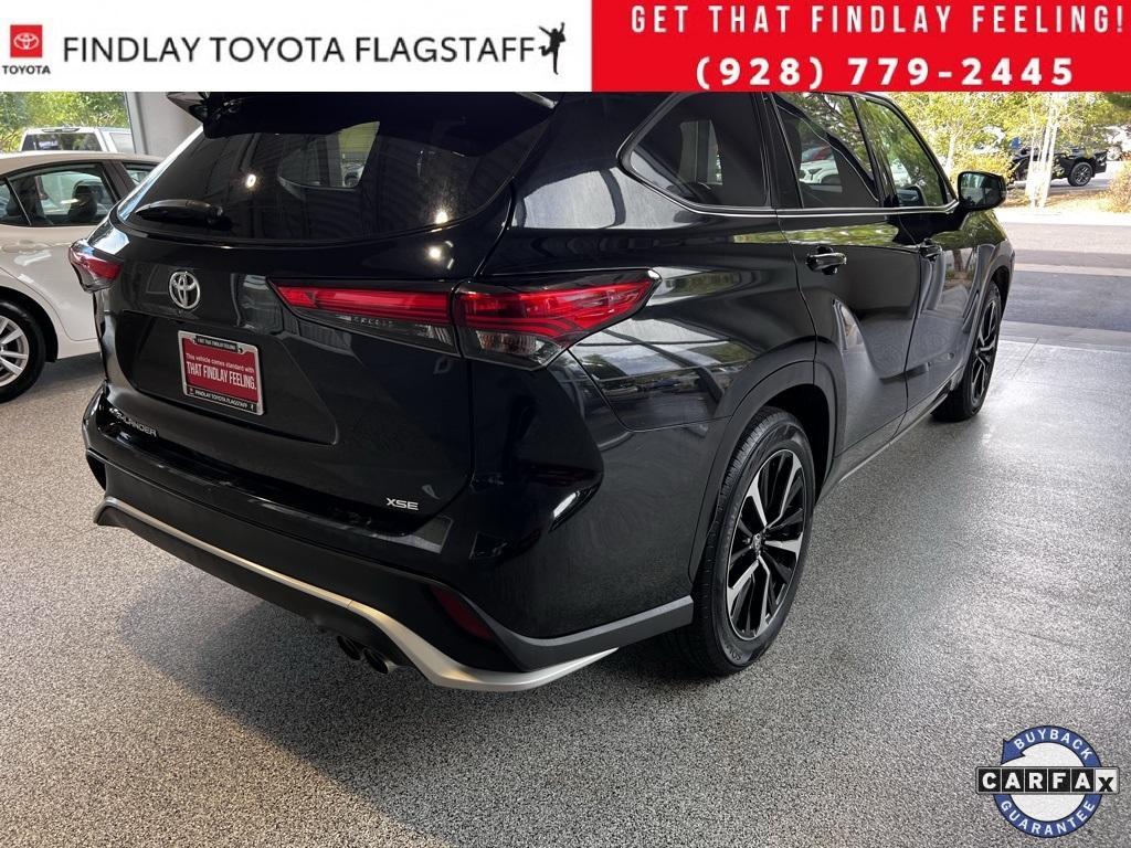 used 2021 Toyota Highlander car, priced at $32,289