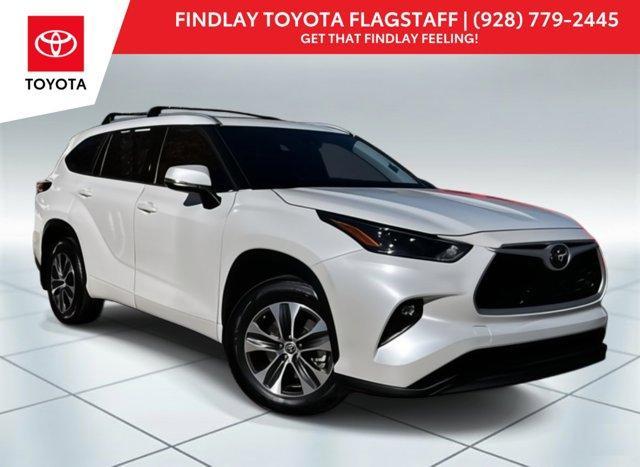 used 2022 Toyota Highlander car, priced at $33,842