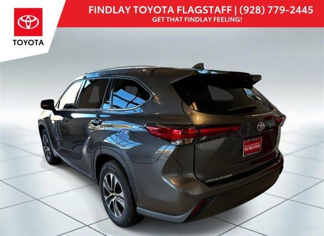 used 2022 Toyota Highlander car, priced at $29,848