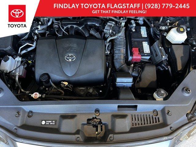 used 2022 Toyota Highlander car, priced at $29,848