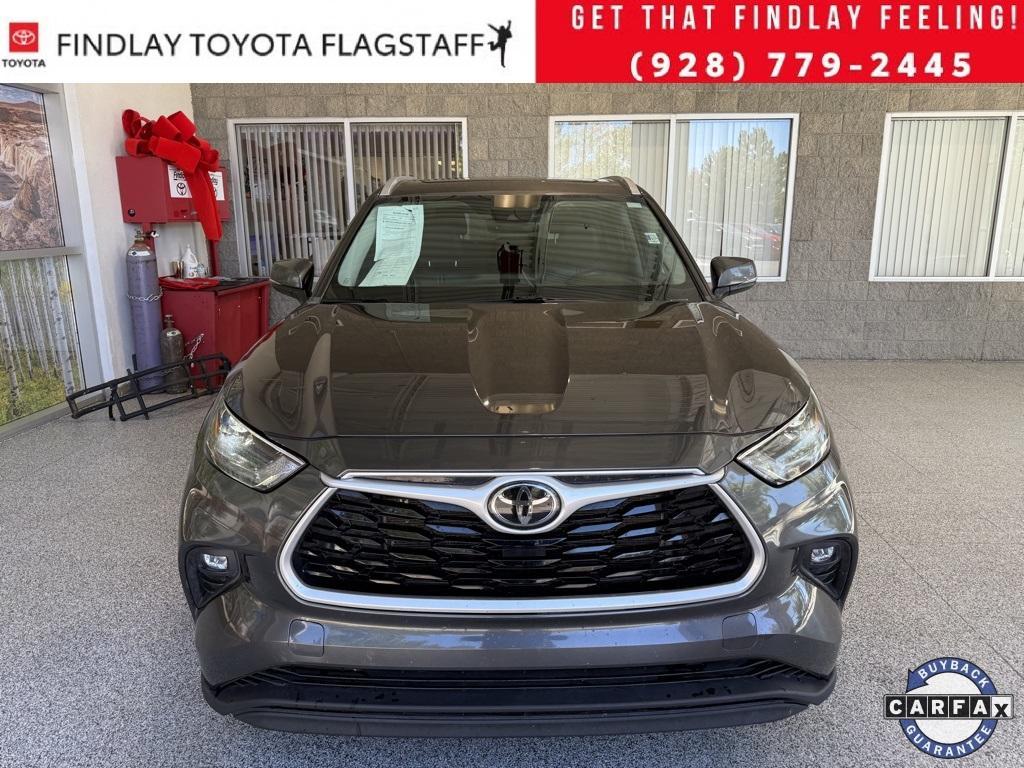 used 2022 Toyota Highlander car, priced at $30,648