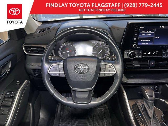 used 2022 Toyota Highlander car, priced at $29,848