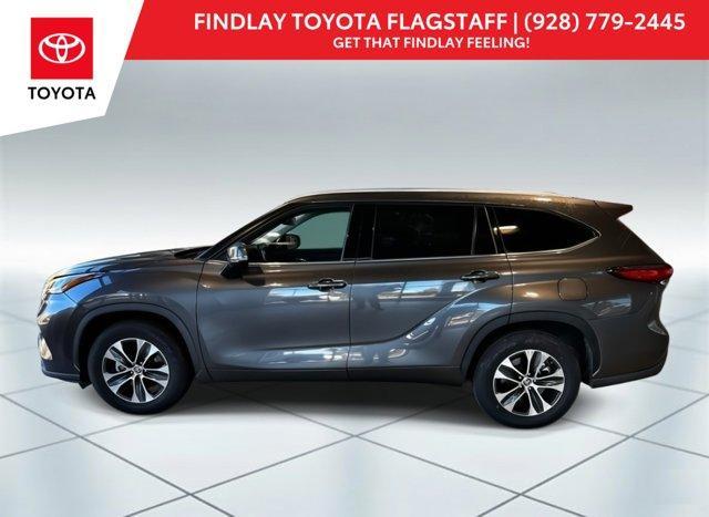 used 2022 Toyota Highlander car, priced at $29,848