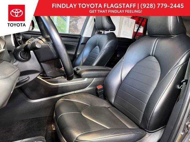 used 2022 Toyota Highlander car, priced at $29,848