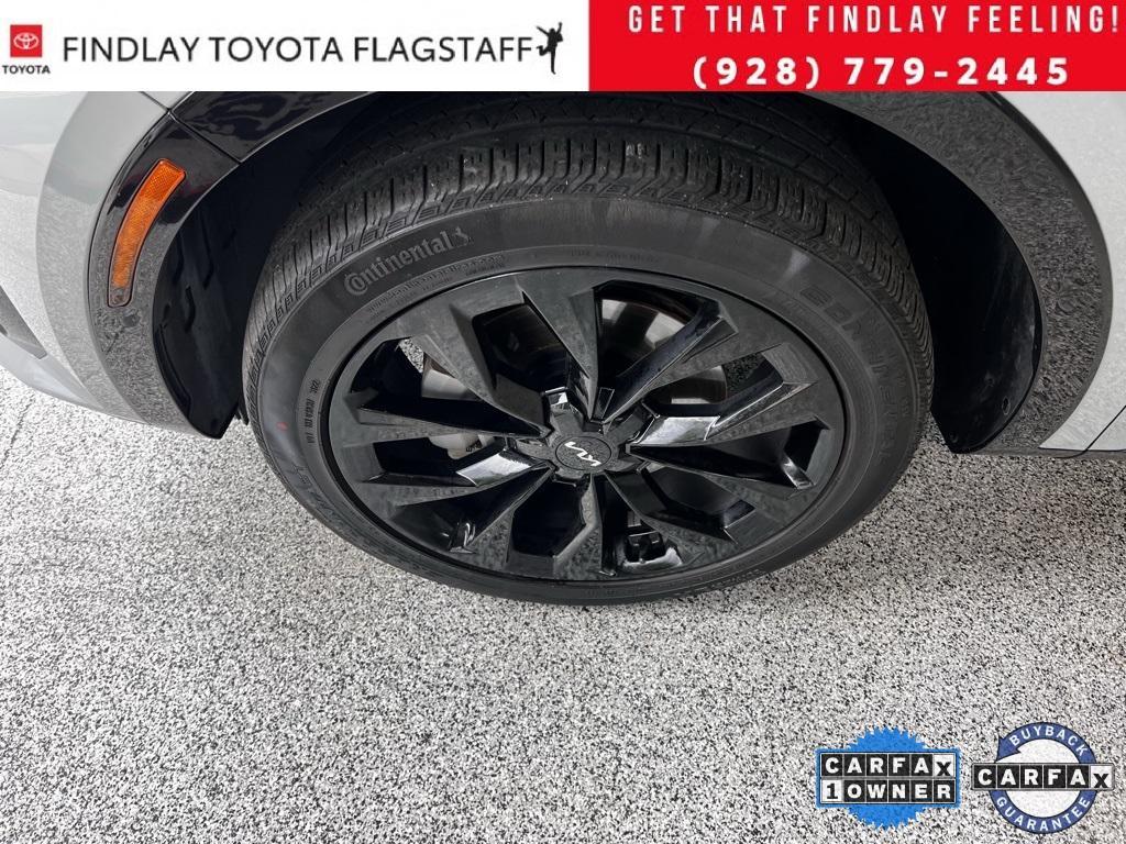 used 2023 Kia Sorento car, priced at $32,989