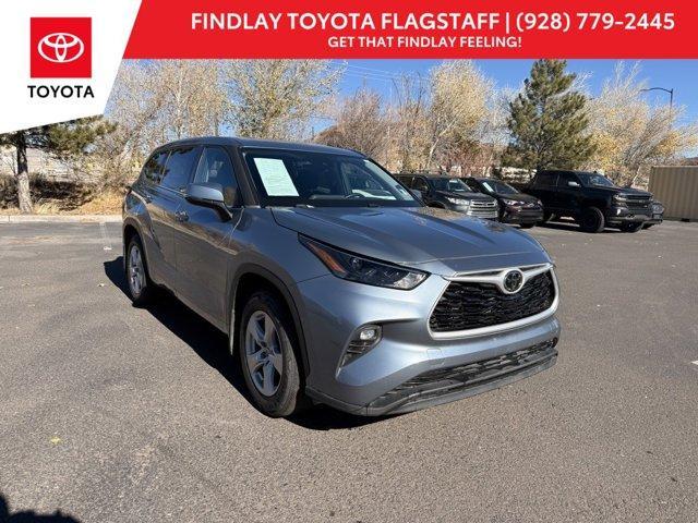 used 2022 Toyota Highlander car, priced at $27,089