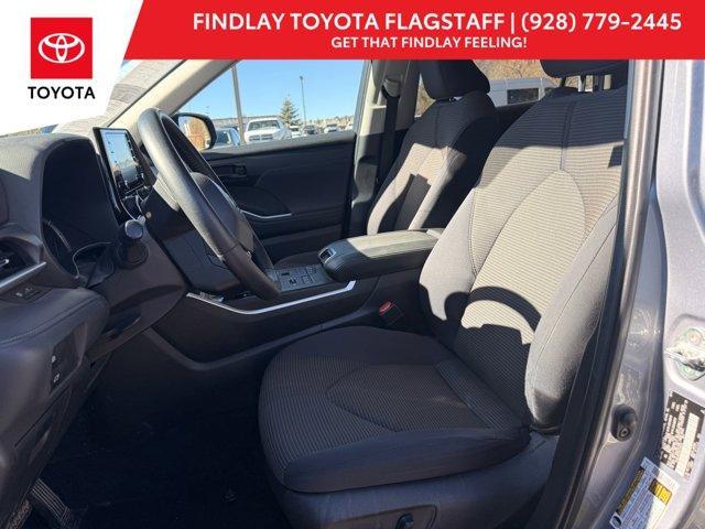 used 2022 Toyota Highlander car, priced at $27,089