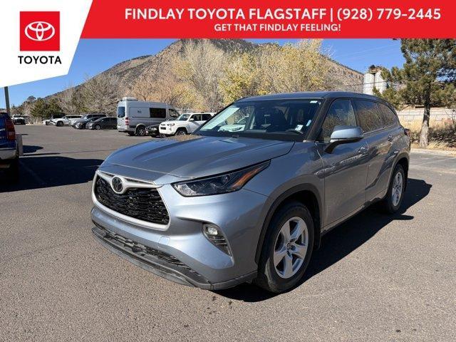 used 2022 Toyota Highlander car, priced at $27,089