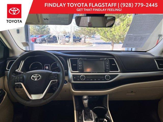 used 2019 Toyota Highlander car, priced at $28,148