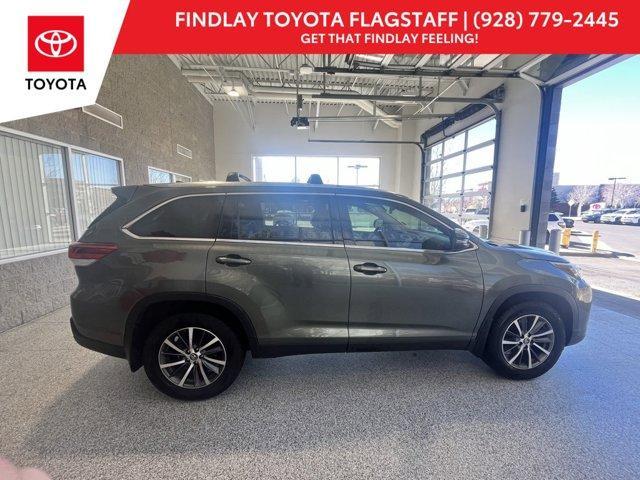 used 2019 Toyota Highlander car, priced at $28,148