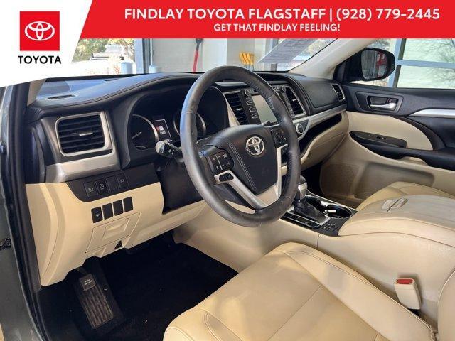 used 2019 Toyota Highlander car, priced at $28,148