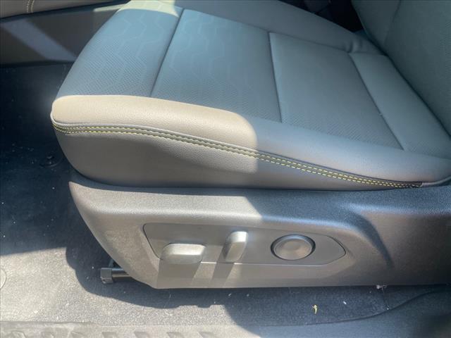 new 2025 Chevrolet Colorado car, priced at $50,015