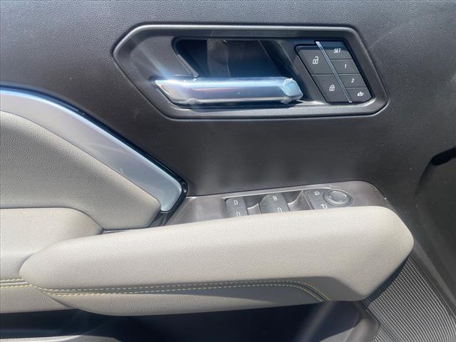 new 2025 Chevrolet Colorado car, priced at $50,015