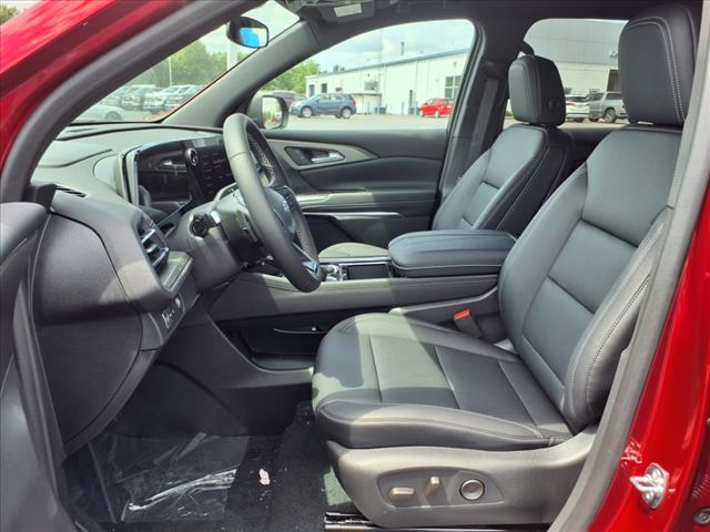 new 2025 Chevrolet Traverse car, priced at $44,049