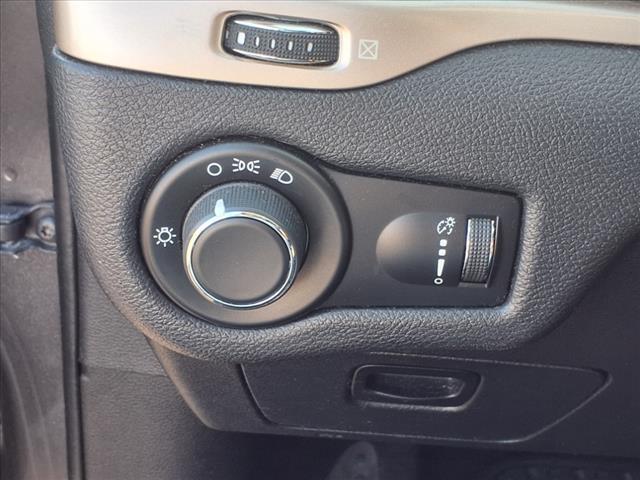 used 2016 Jeep Cherokee car, priced at $10,495