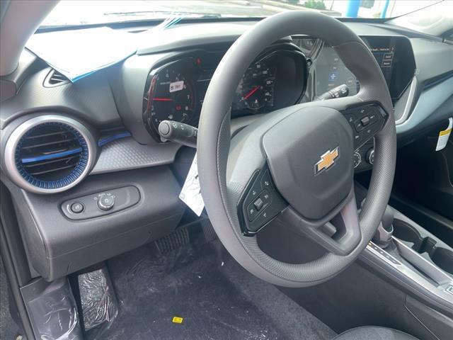 new 2025 Chevrolet Trax car, priced at $22,465