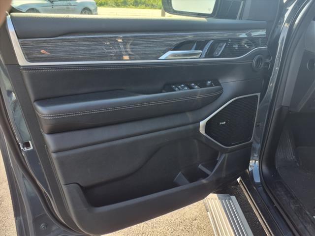 used 2022 Jeep Wagoneer car, priced at $42,990