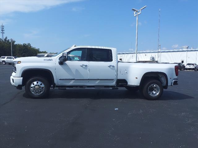 new 2025 Chevrolet Silverado 3500 car, priced at $90,195