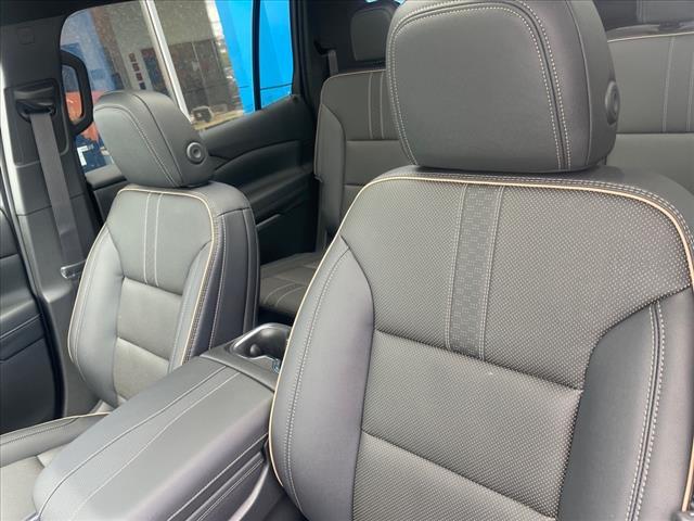 new 2026 Chevrolet Traverse car, priced at $55,990