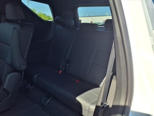 new 2025 Chevrolet Traverse car, priced at $43,695