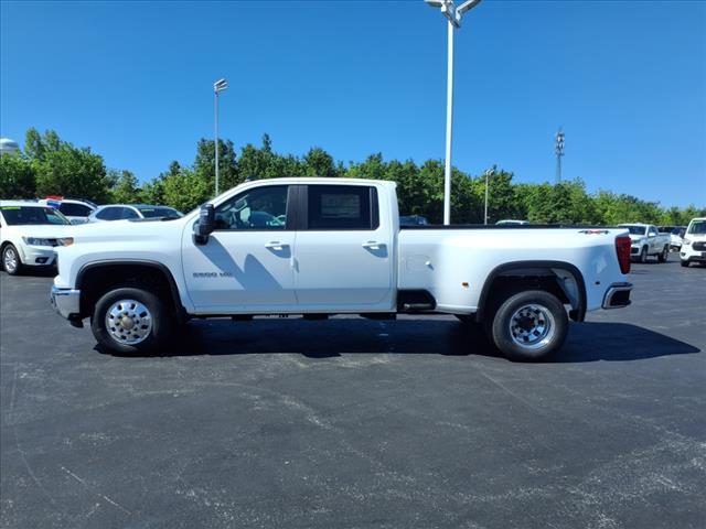new 2025 Chevrolet Silverado 3500 car, priced at $73,500