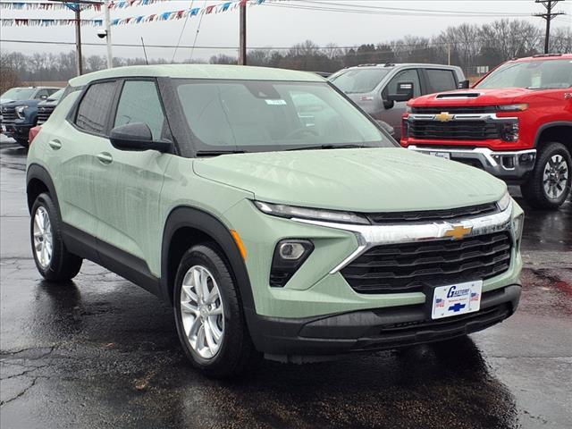 new 2025 Chevrolet TrailBlazer car, priced at $24,900