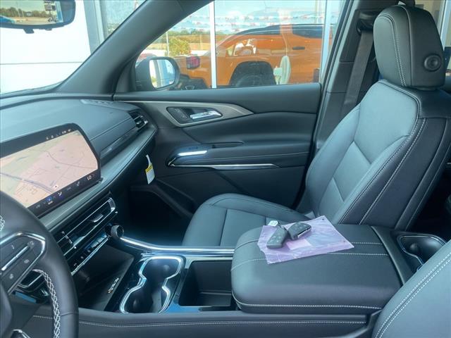 new 2026 Chevrolet Traverse car, priced at $45,640
