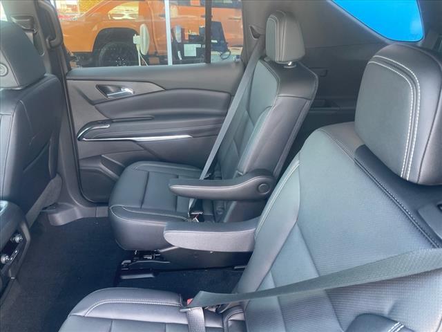 new 2026 Chevrolet Traverse car, priced at $45,640