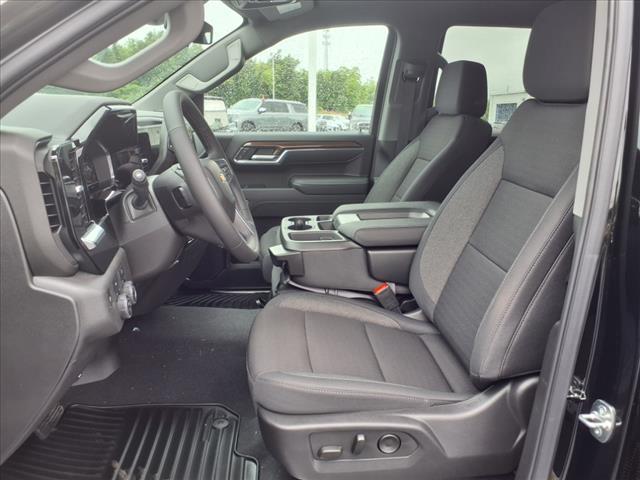 new 2025 Chevrolet Silverado 1500 car, priced at $46,545