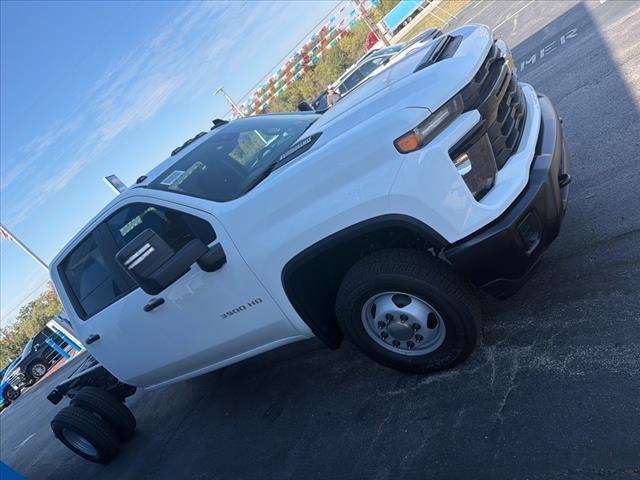 new 2026 Chevrolet Silverado 3500 car, priced at $62,293