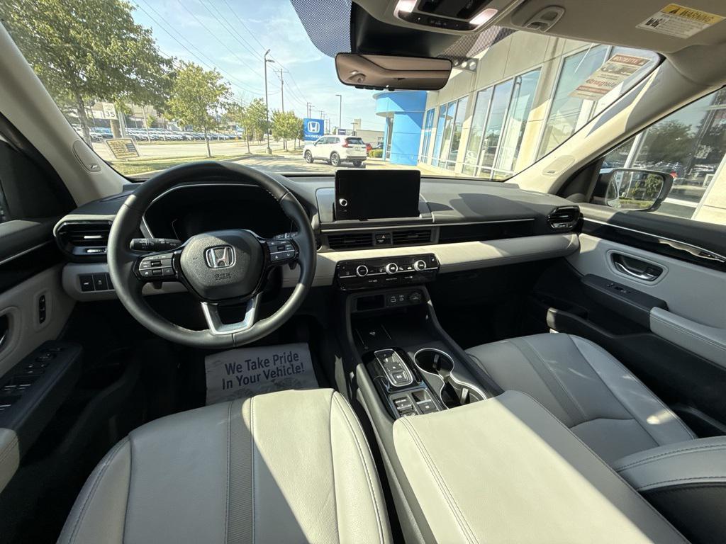 used 2024 Honda Pilot car, priced at $39,800