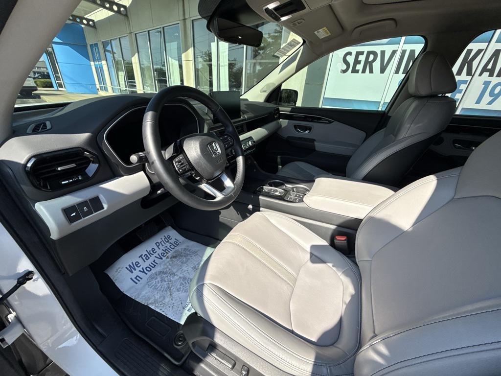 used 2024 Honda Pilot car, priced at $39,800