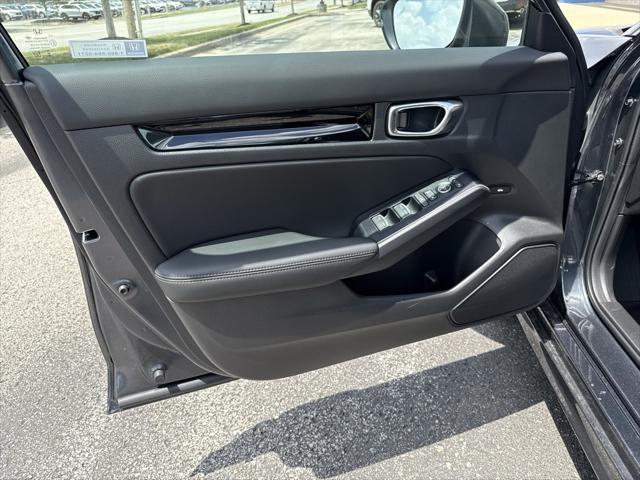 new 2025 Honda Civic Hybrid car, priced at $32,500