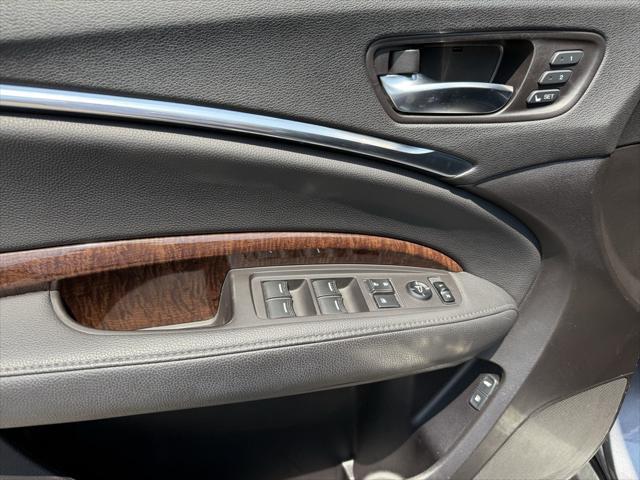 used 2018 Acura MDX car, priced at $19,000
