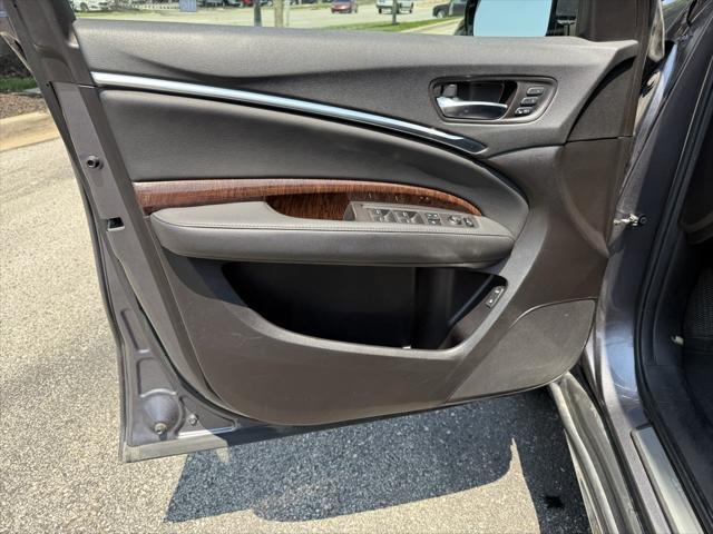 used 2018 Acura MDX car, priced at $19,000