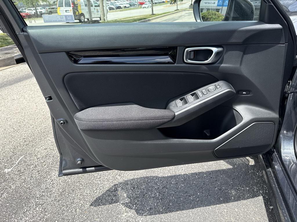 new 2025 Honda Civic Hybrid car, priced at $29,100