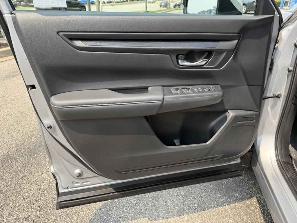 used 2024 Honda CR-V car, priced at $32,600