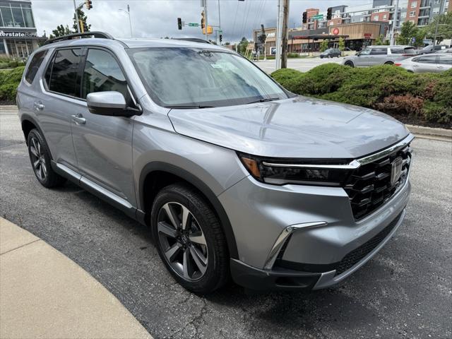 new 2025 Honda Pilot car, priced at $50,550