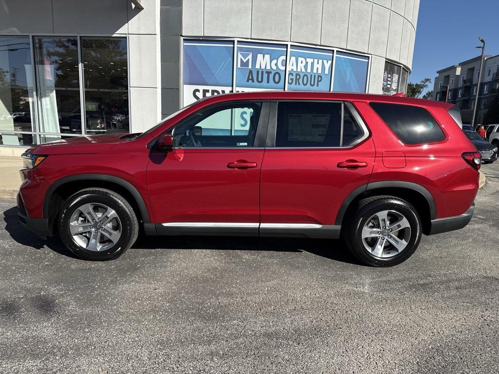new 2025 Honda Pilot car, priced at $47,550