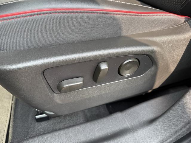 used 2022 Buick Envision car, priced at $24,736