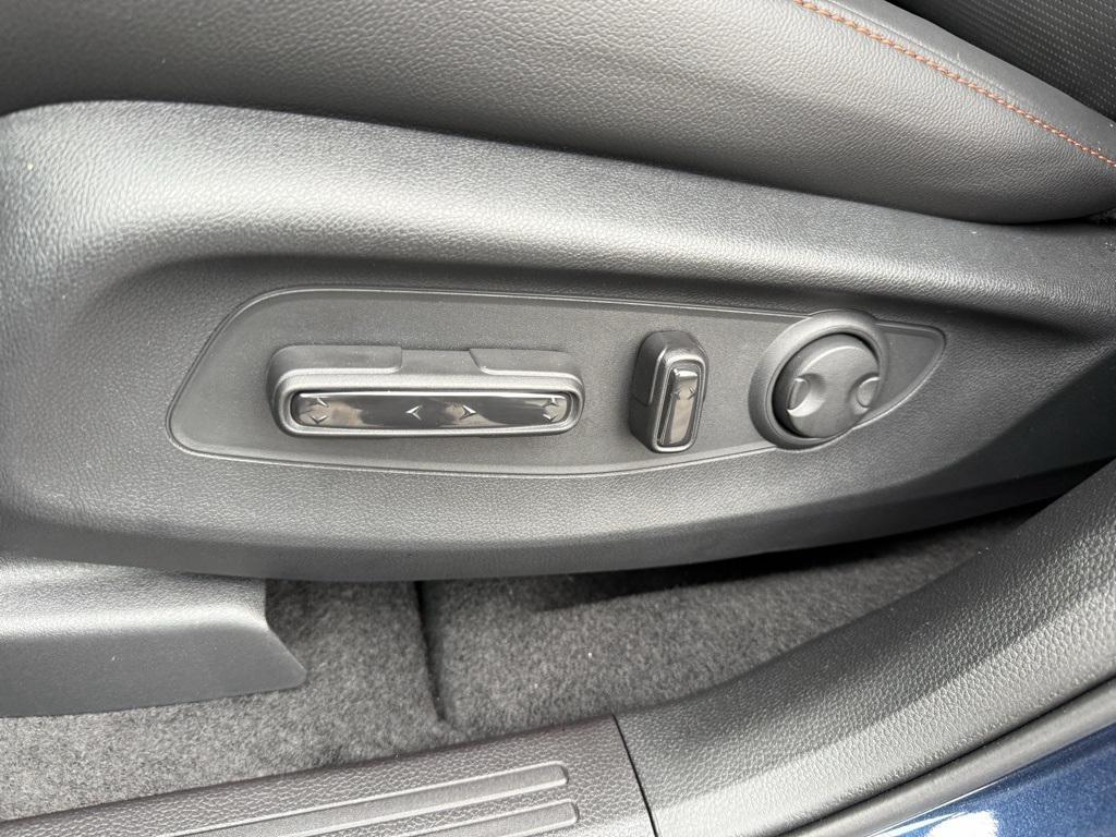 new 2026 Honda CR-V Hybrid car, priced at $41,175