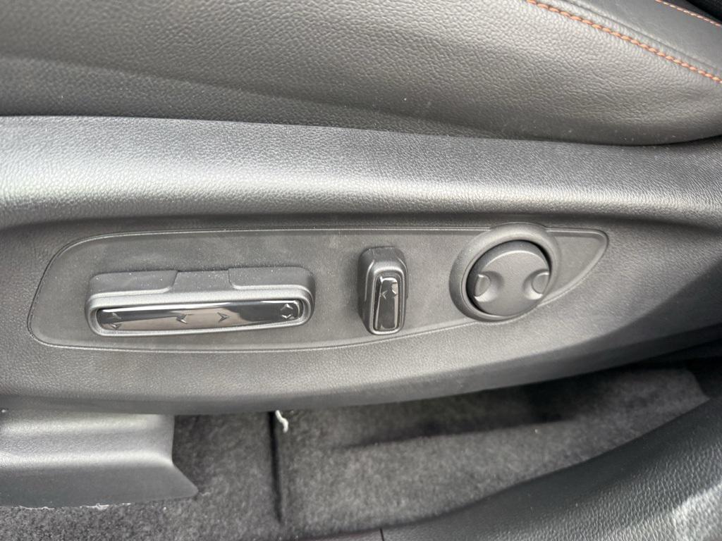 new 2026 Honda CR-V Hybrid car, priced at $41,675